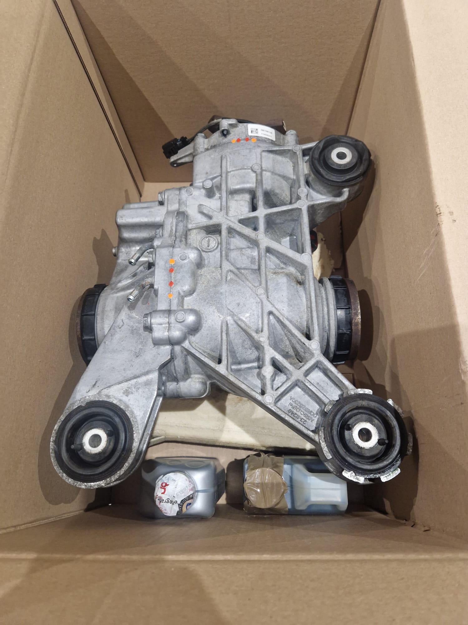 Pont arrière Audi RS3 emballé et prêt à être expédié
